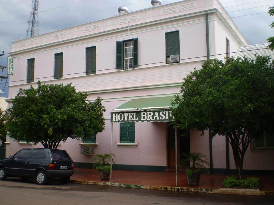 Hotel Brasil Cerro Largo Exterior photo